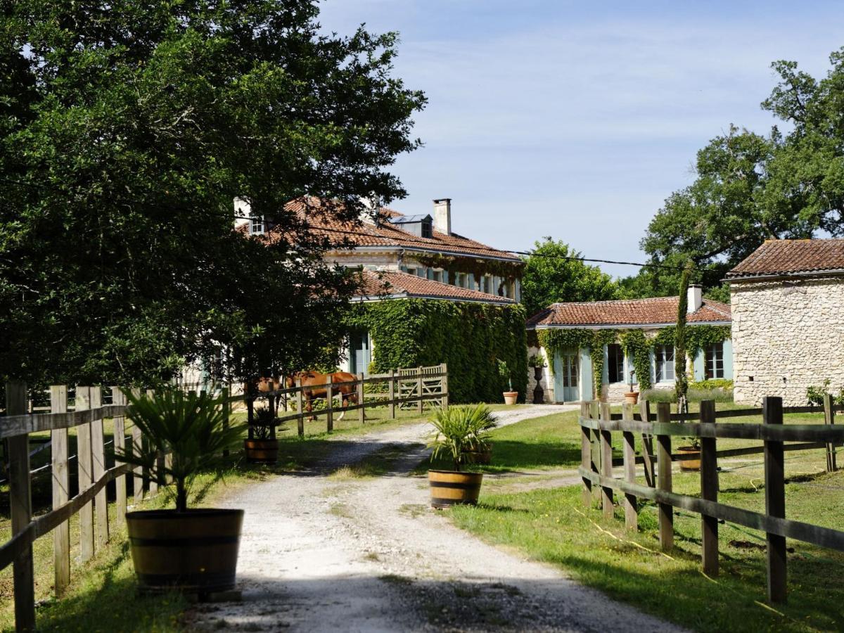 Chateau De L'Isle - Chambres D'Hotes Castelnau-de-Médoc Екстериор снимка