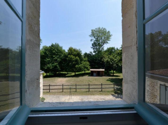 Chateau De L'Isle - Chambres D'Hotes Castelnau-de-Médoc Екстериор снимка